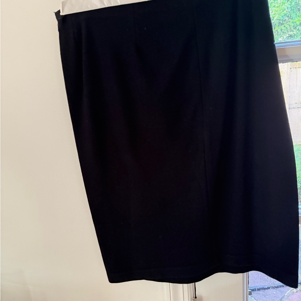 Vince Elegant Black Pencil Skirt